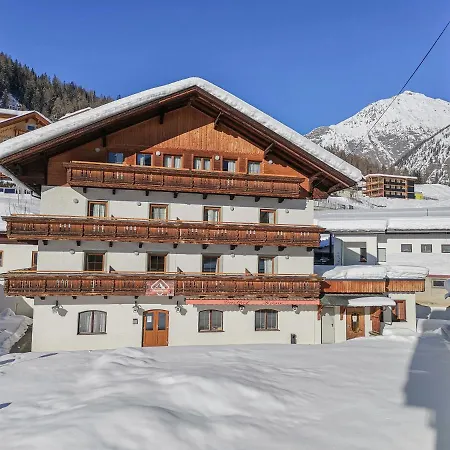 Alpengasthof 여관 Kals-am Großglockner